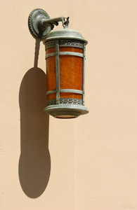 Shadow_and_Light_Library_Lantern_4089