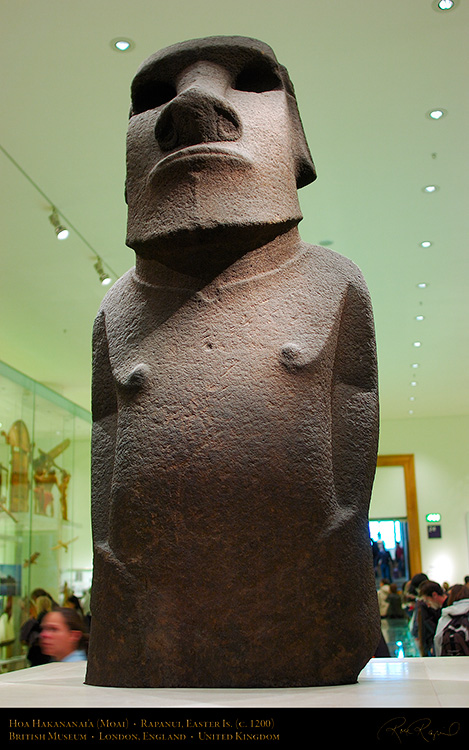 HoaHakananaia_Moai_BritishMuseum_0833M