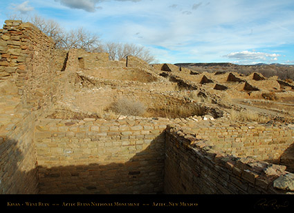 Aztec_Ruins_West_Ruin_Kivas_X9664