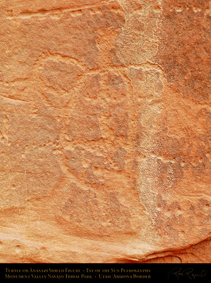 Monument_Valley_Eye_of_the_Sun_Petroglyph_X1561