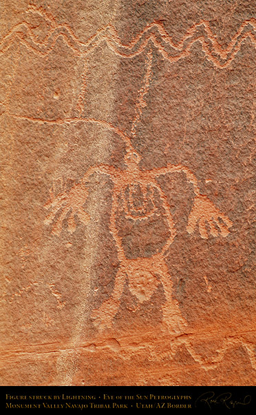 Monument_Valley_Eye_of_the_Sun_Petroglyphs_X1563