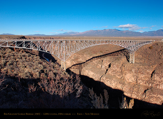 Rio_Grande_Gorge_Bridge_Taos_NM_HS6666