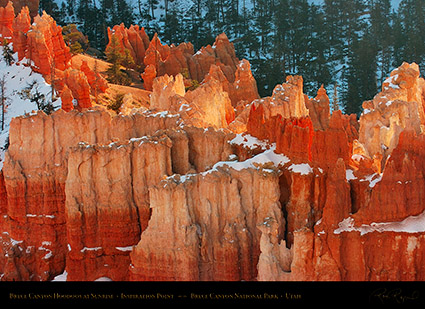 Bryce_Canyon_Hoodoos_at_Sunrise_in_Winter_5504