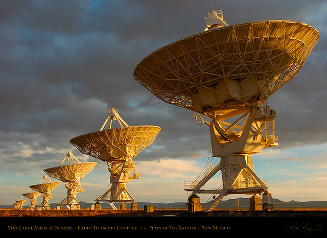 Very_Large_Array_at_Sunrise_7148